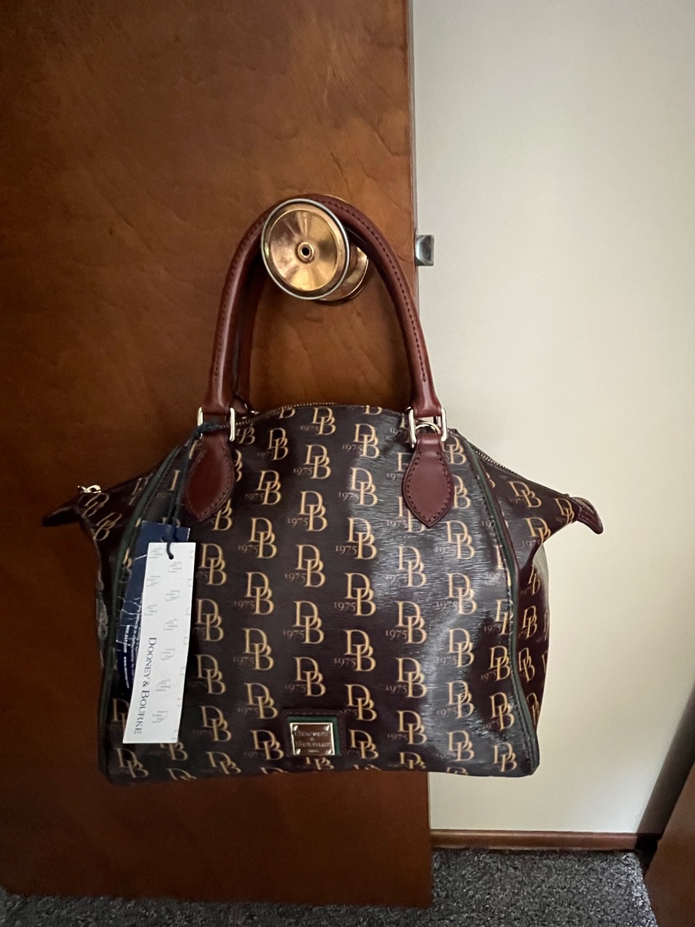 DOONEY & BOURKE NWT BROWN SIDNEY SATCHEL LOT #147834213 DB-HJ063